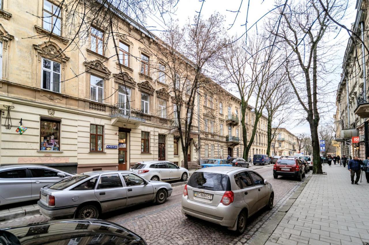 Modern Apartment In The Old City Lemberg Exterior foto